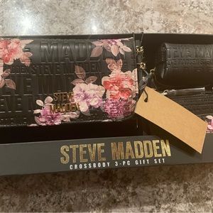 Steve Madden gift set